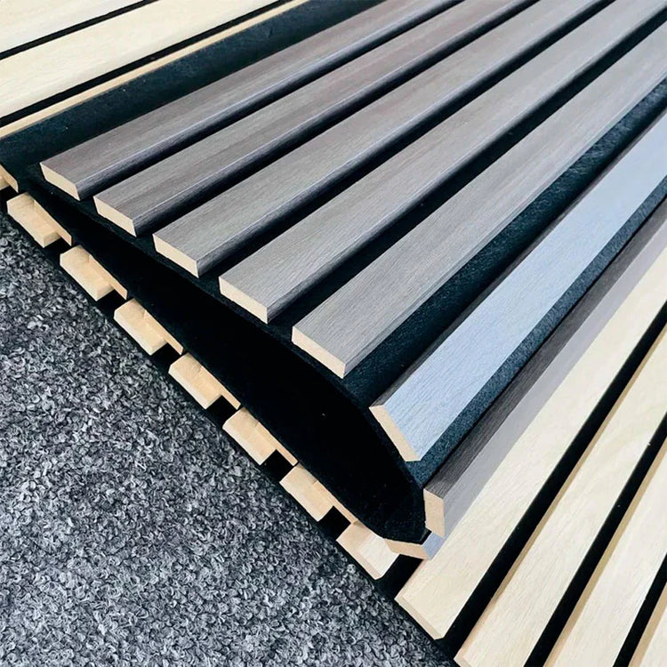 Painel de Madeira Acústico e Flexível (270 cm x 110 cm)